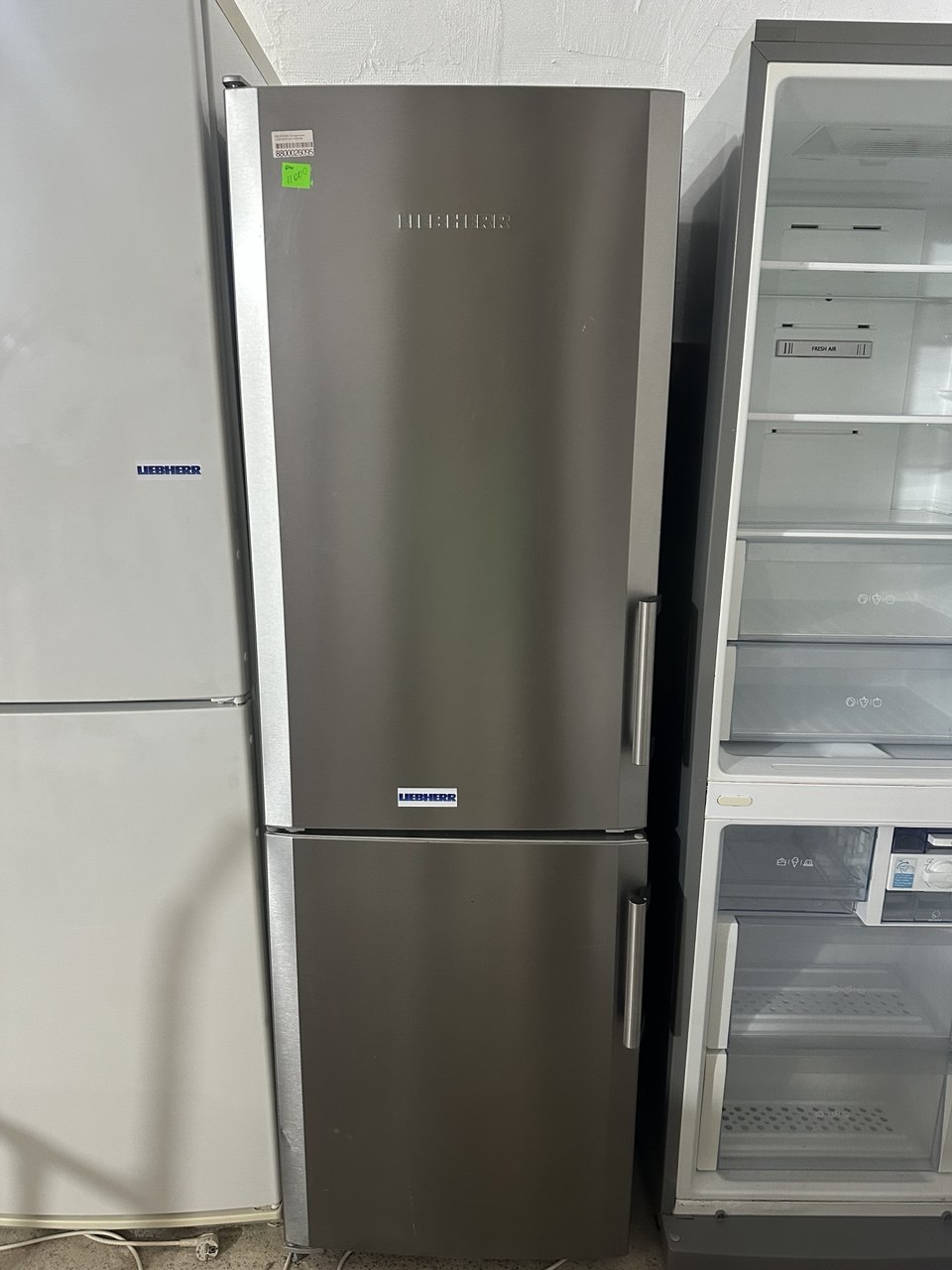 Двох камерний холодильник LIEBHERR