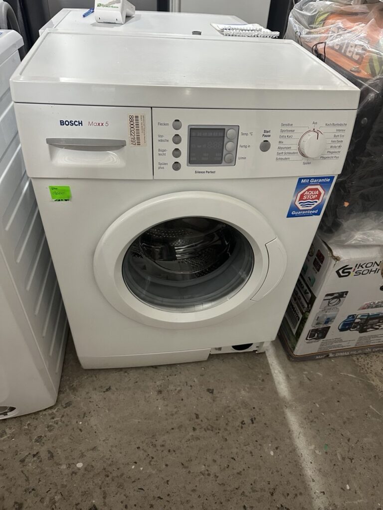 Пральна машина Bosch 5 кг завантаження.Вузька.